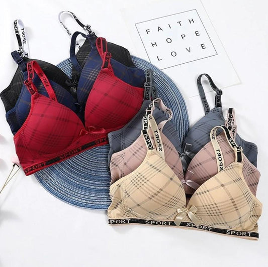 Silk Push-Up Bra – Lightweight, Soft & Activewear-Friendly (Random Color)
